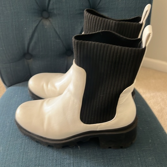 Women’s BP white platform boots; sz 8.5 - Picture 3 of 7